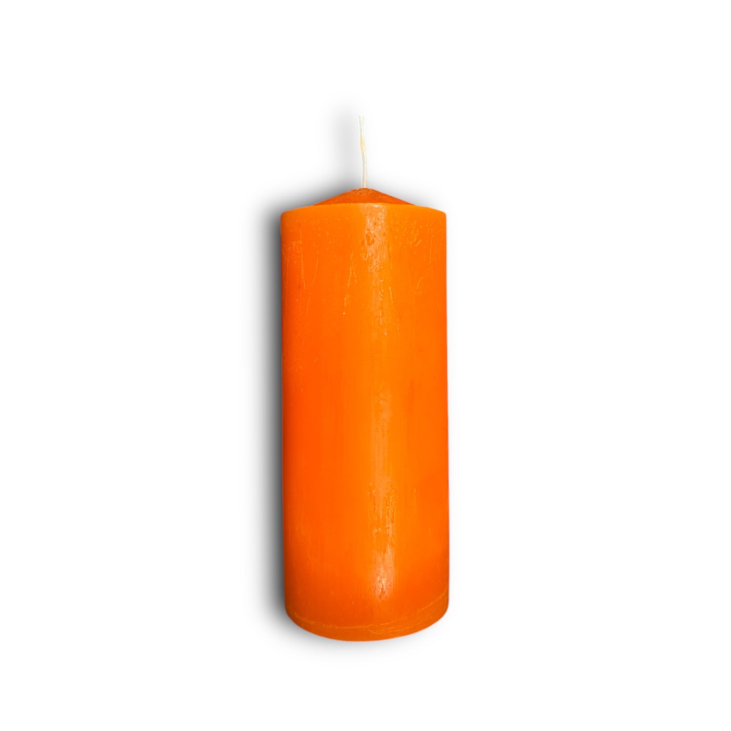 L'uomo della creazione di candele supera l'esame